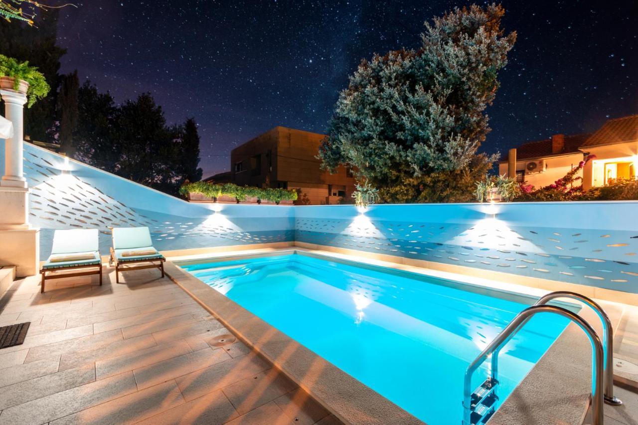 Apartments Villa Camellia - Adults Only Supetar Luaran gambar